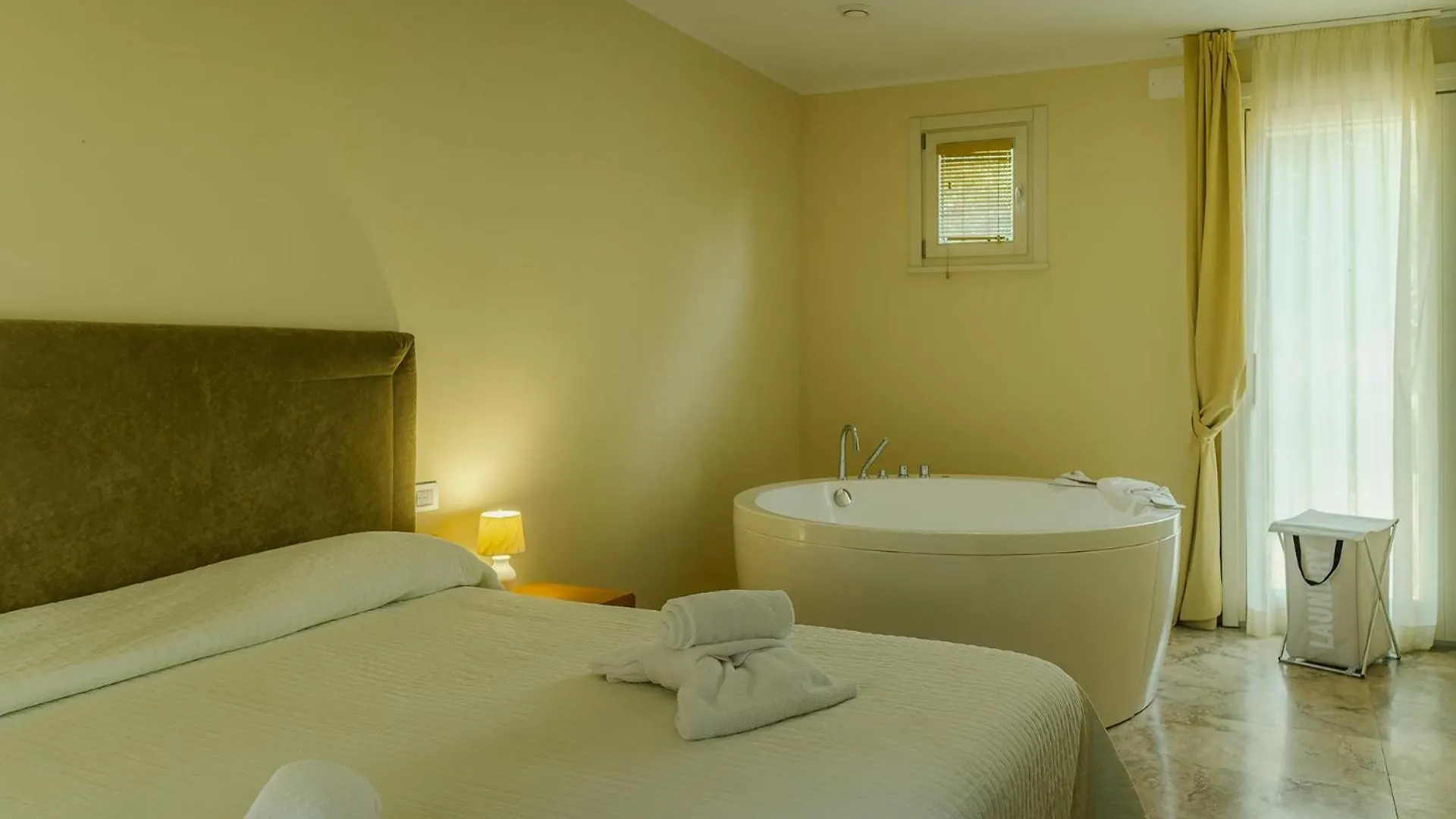 Toscana Biovillage - Private Cottage Cecina